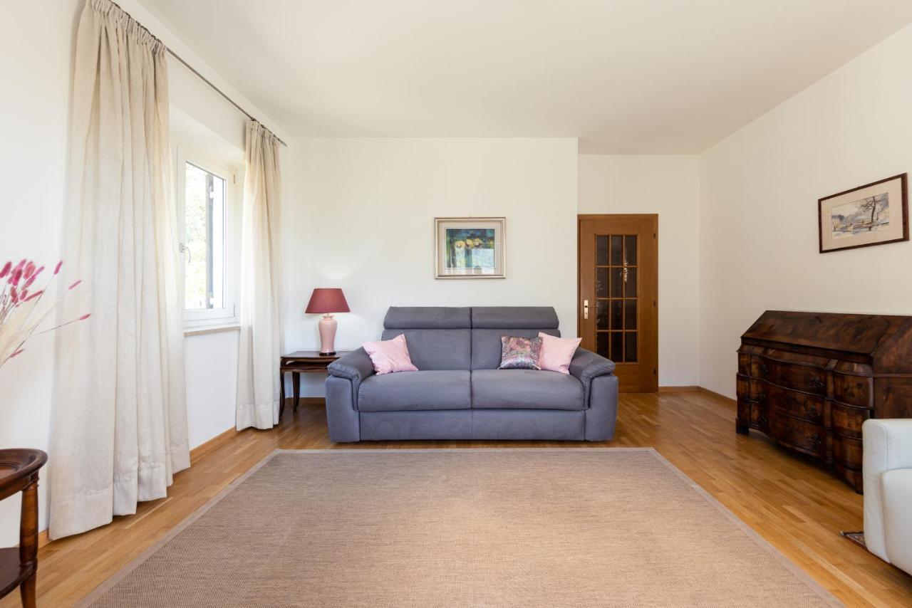 Haus Dorfblick Apartment Caldaro Exterior photo